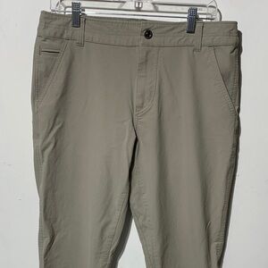 Kuhl Resistor Chino 33x34 4 Way Stretch LIKE NEW